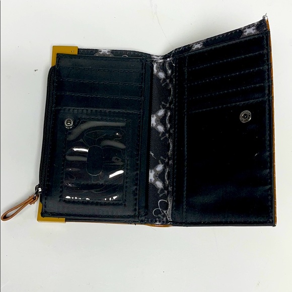 Brand New- Jessica Simpson wallet brown - Picture 3 of 5